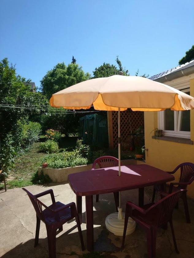 Cour Et Jardin Villa Revin  Exterior foto
